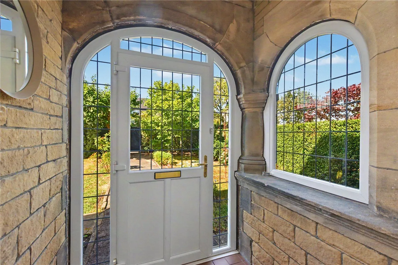 Town Lane, Bradford, BD10, photo 6