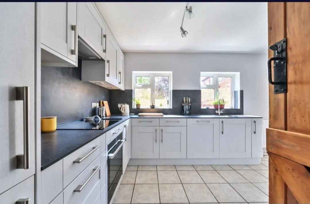 Hawkeridge, Westbury, photo 2