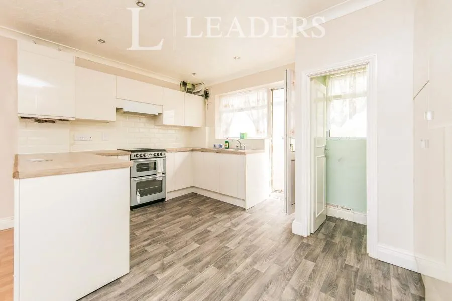 Broadway, Jaywick, CO15, photo 2