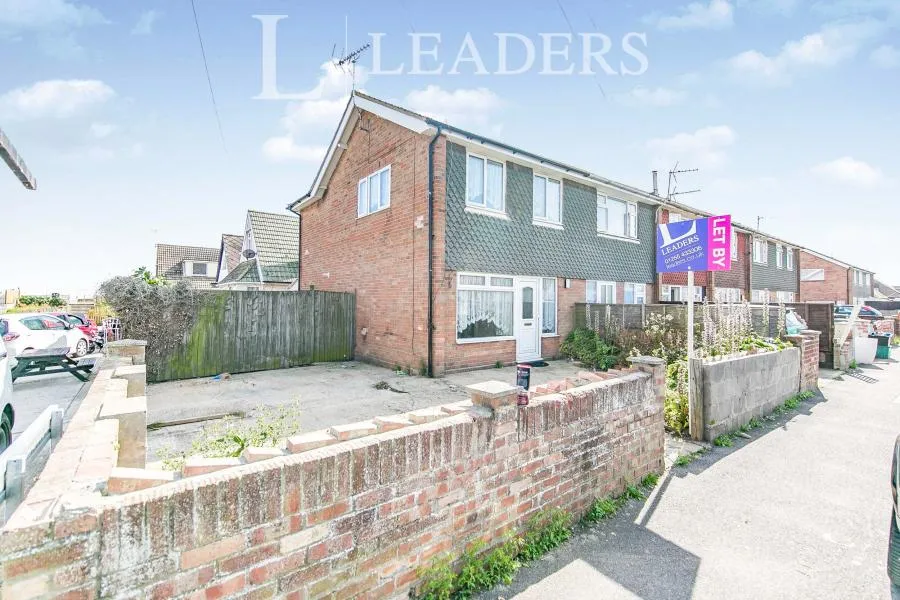 3 bed house to rent, Broadway, Jaywick, CO15