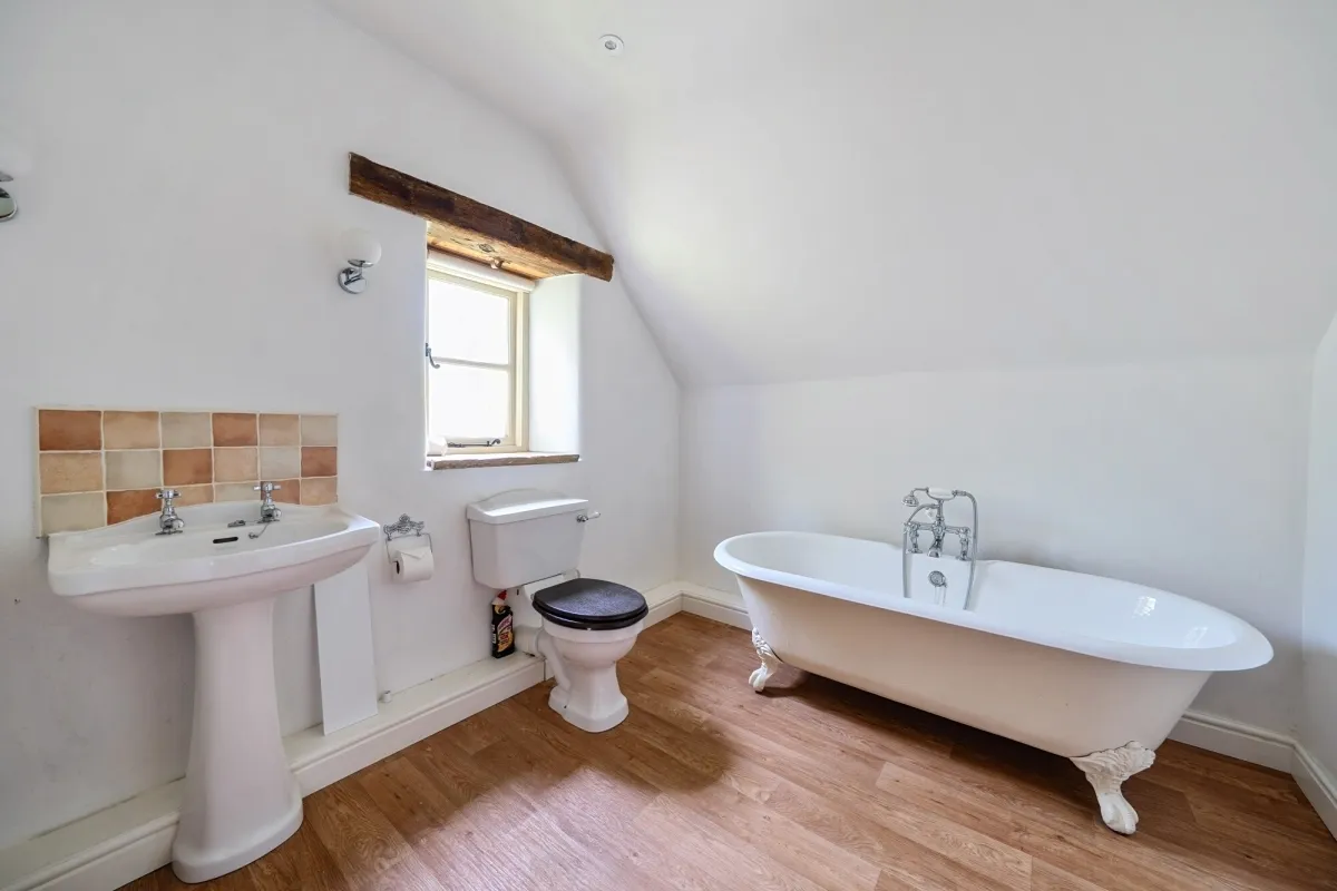 Queen Street, Cheltenham, GL54, photo 6