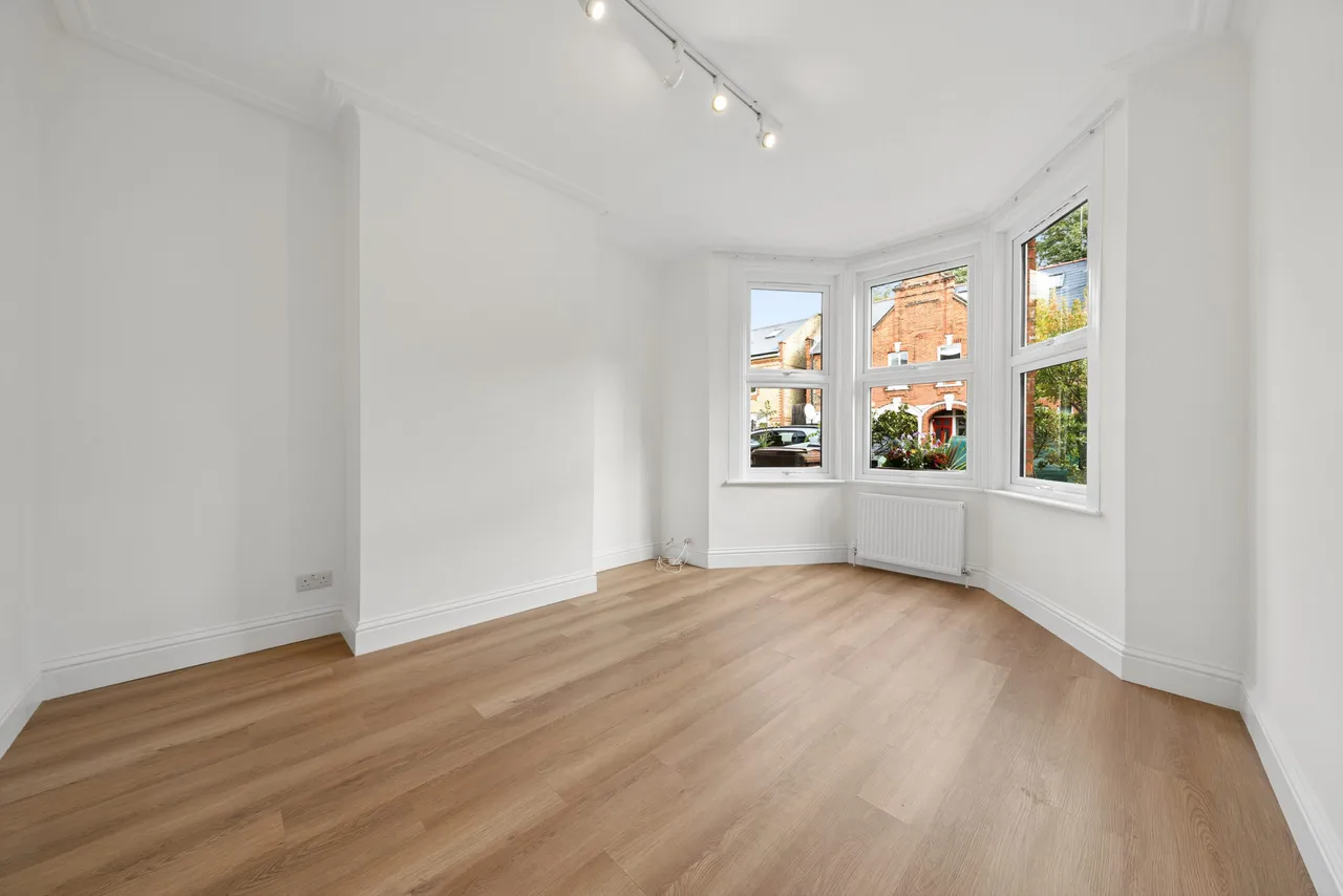 Carr Road, London, E17, photo 9