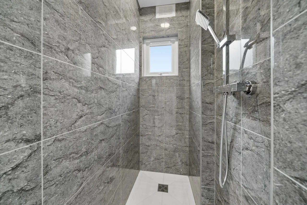 Carr Road, London, E17, photo 11