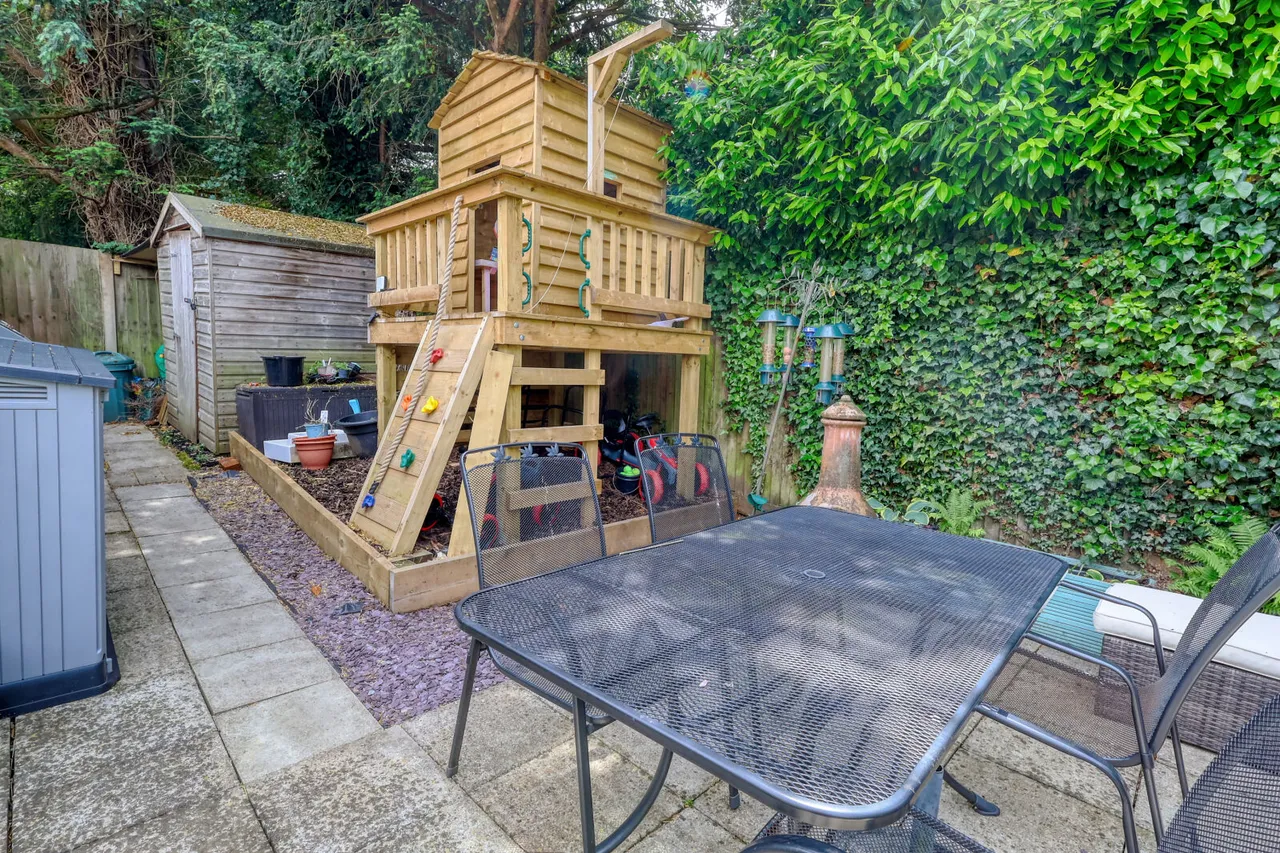 Rectory Court, Princes Risborough, HP27, photo 14