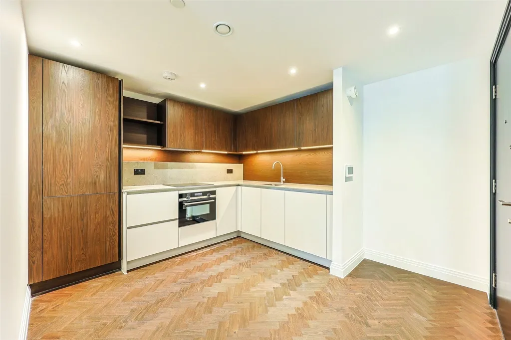 Eden Place, Royal Victoria, E16, photo 4