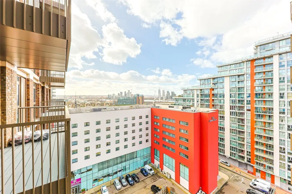 Eden Place, Royal Victoria, E16, photo 12