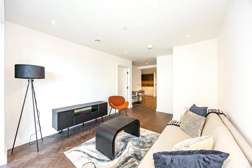 1 bed flat for sale, Eden Place, Royal Victoria, E16
