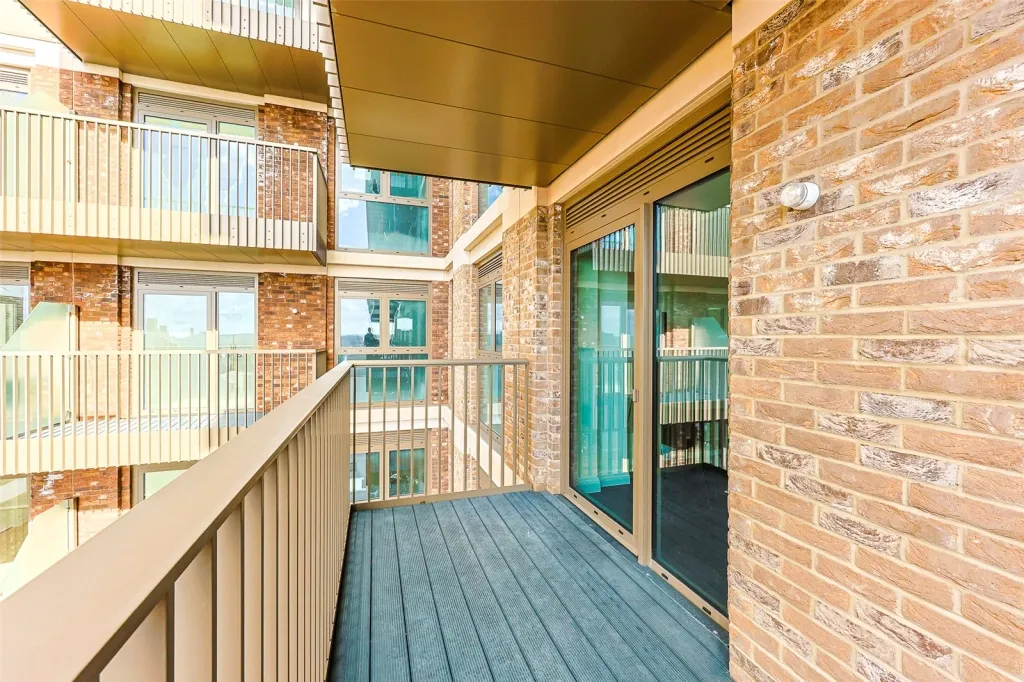 Eden Place, Royal Victoria, E16, photo 11