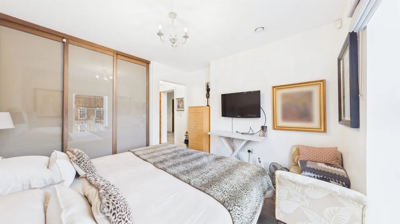 Ashridge Close, London, N3, photo 19