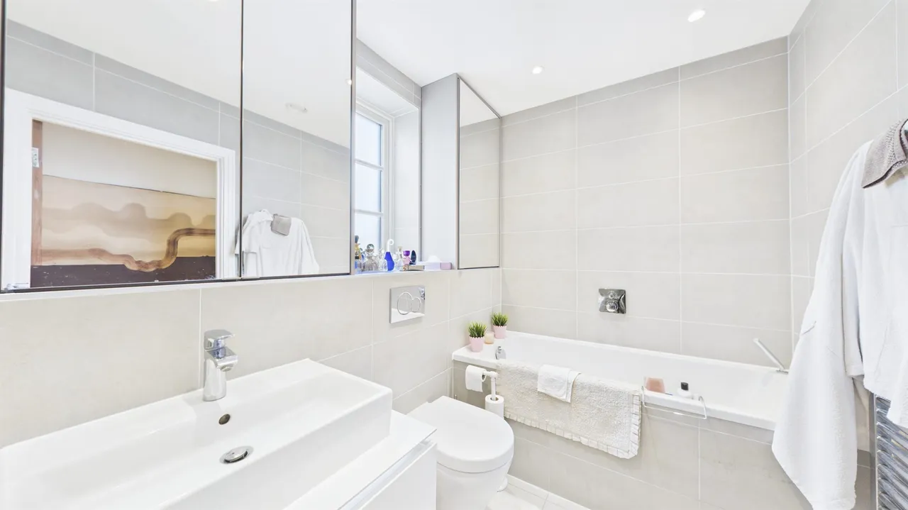 Ashridge Close, London, N3, photo 21