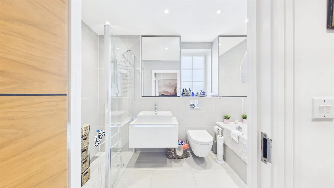 Ashridge Close, London, N3, photo 20