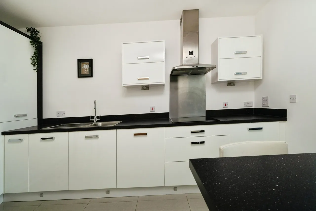 Ferry Court, Cardiff, CF11, photo 5