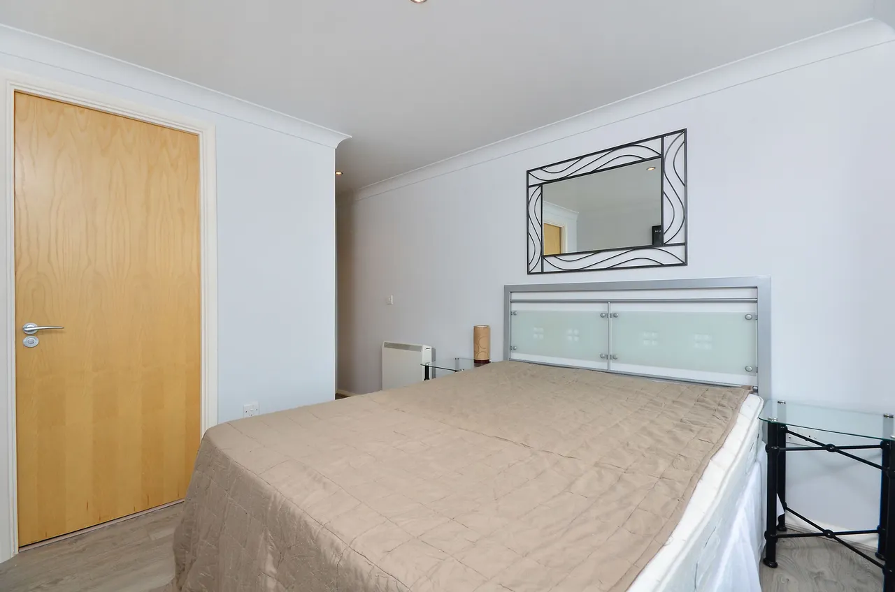 10 Charlwood House, 8-12 Coombe Lane, London, photo 7