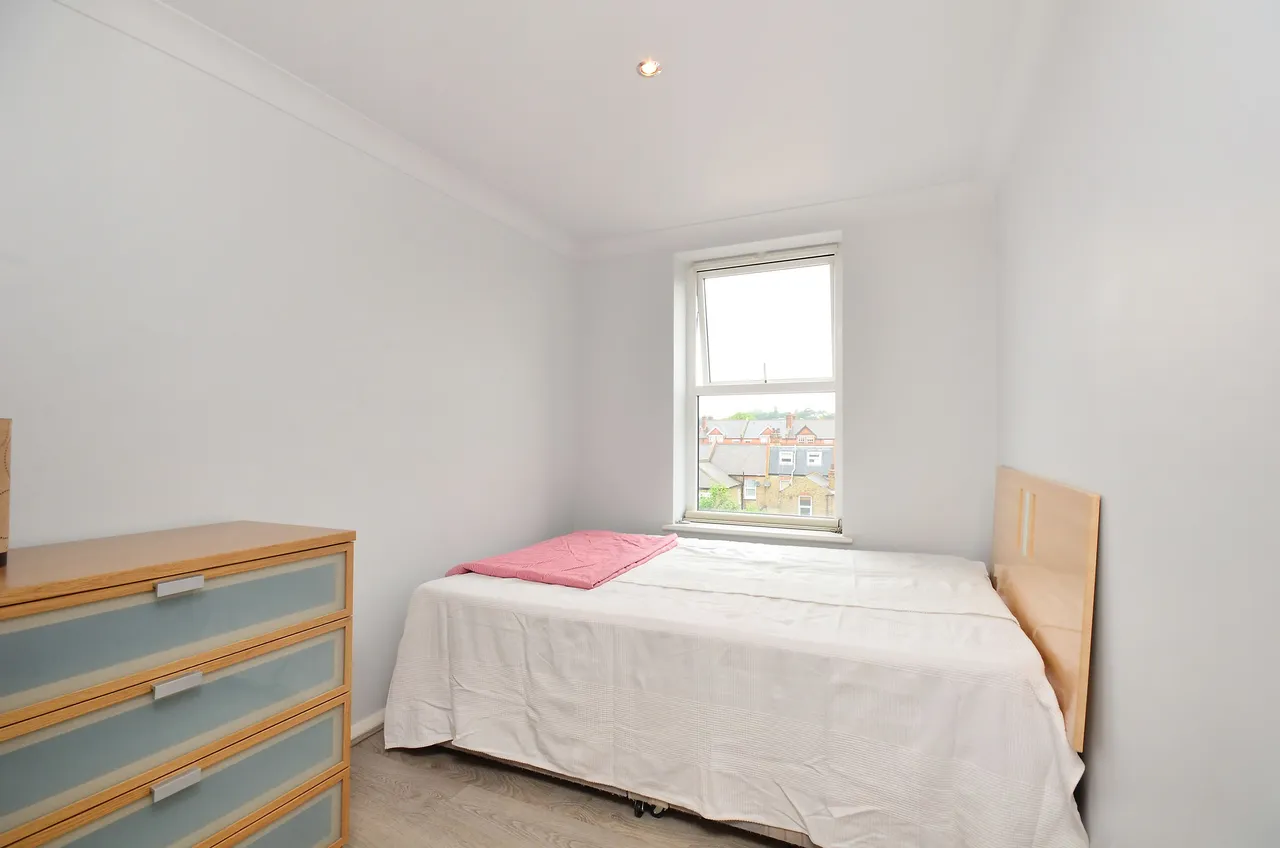 10 Charlwood House, 8-12 Coombe Lane, London, photo 10