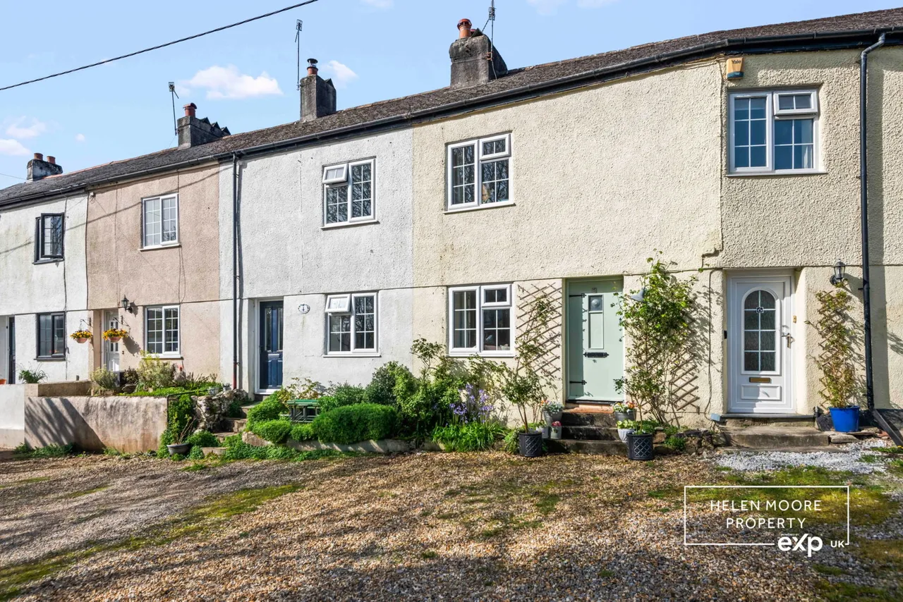 2 bed house for sale, Coles Cottages, Plympton