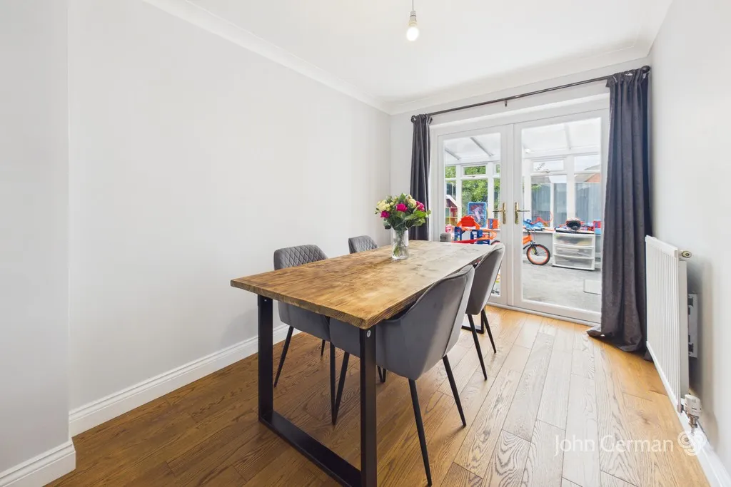 Blounts Drive, Uttoxeter, photo 8