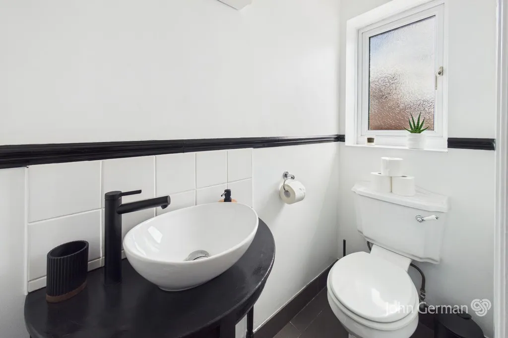 Blounts Drive, Uttoxeter, photo 12