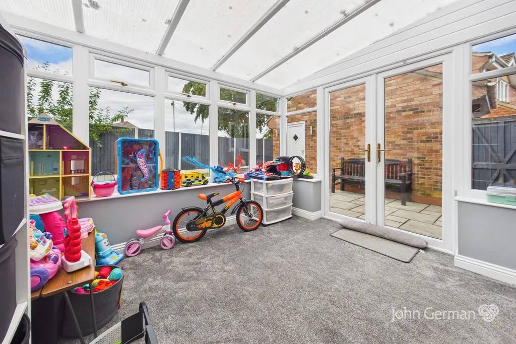 Blounts Drive, Uttoxeter, photo 10