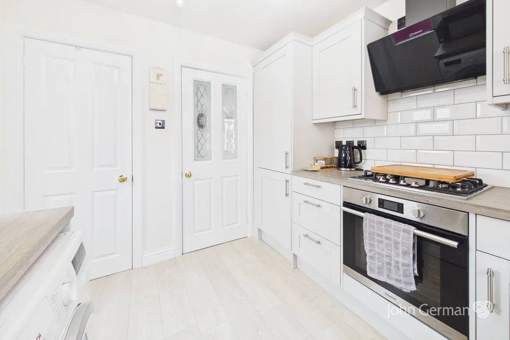 Blounts Drive, Uttoxeter, photo 3