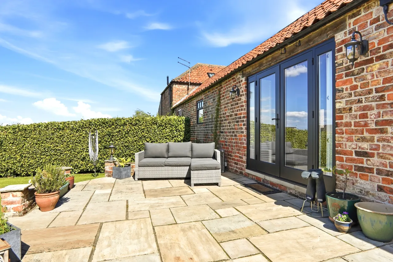 Barff Farm, Thorpe Willoughby, YO8, photo 24