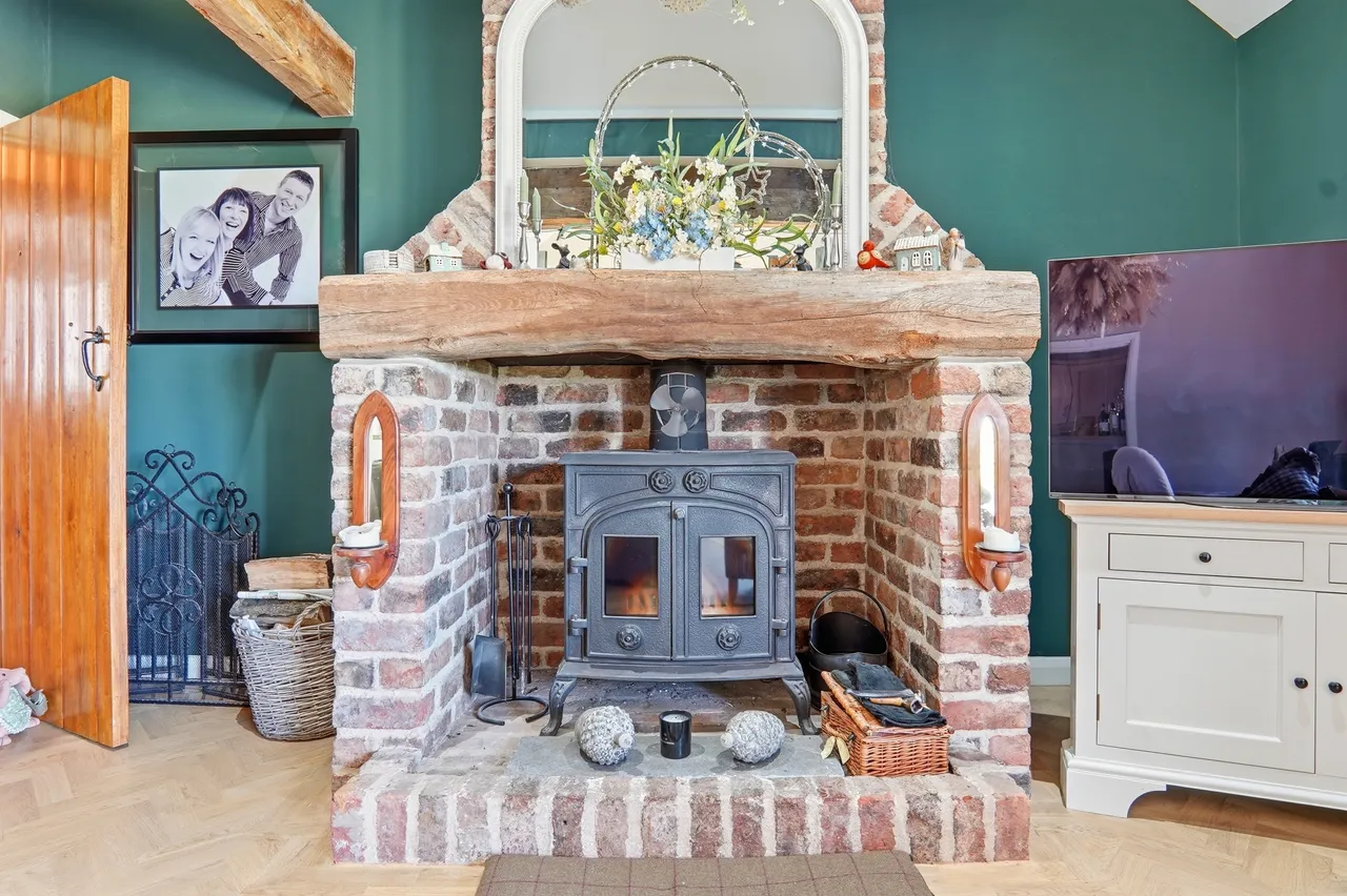 Barff Farm, Thorpe Willoughby, YO8, photo 6