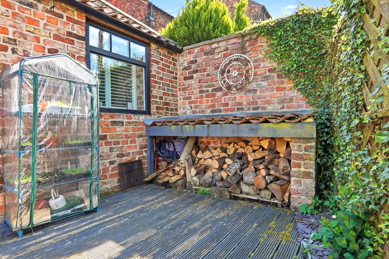 Barff Farm, Thorpe Willoughby, YO8, photo 27