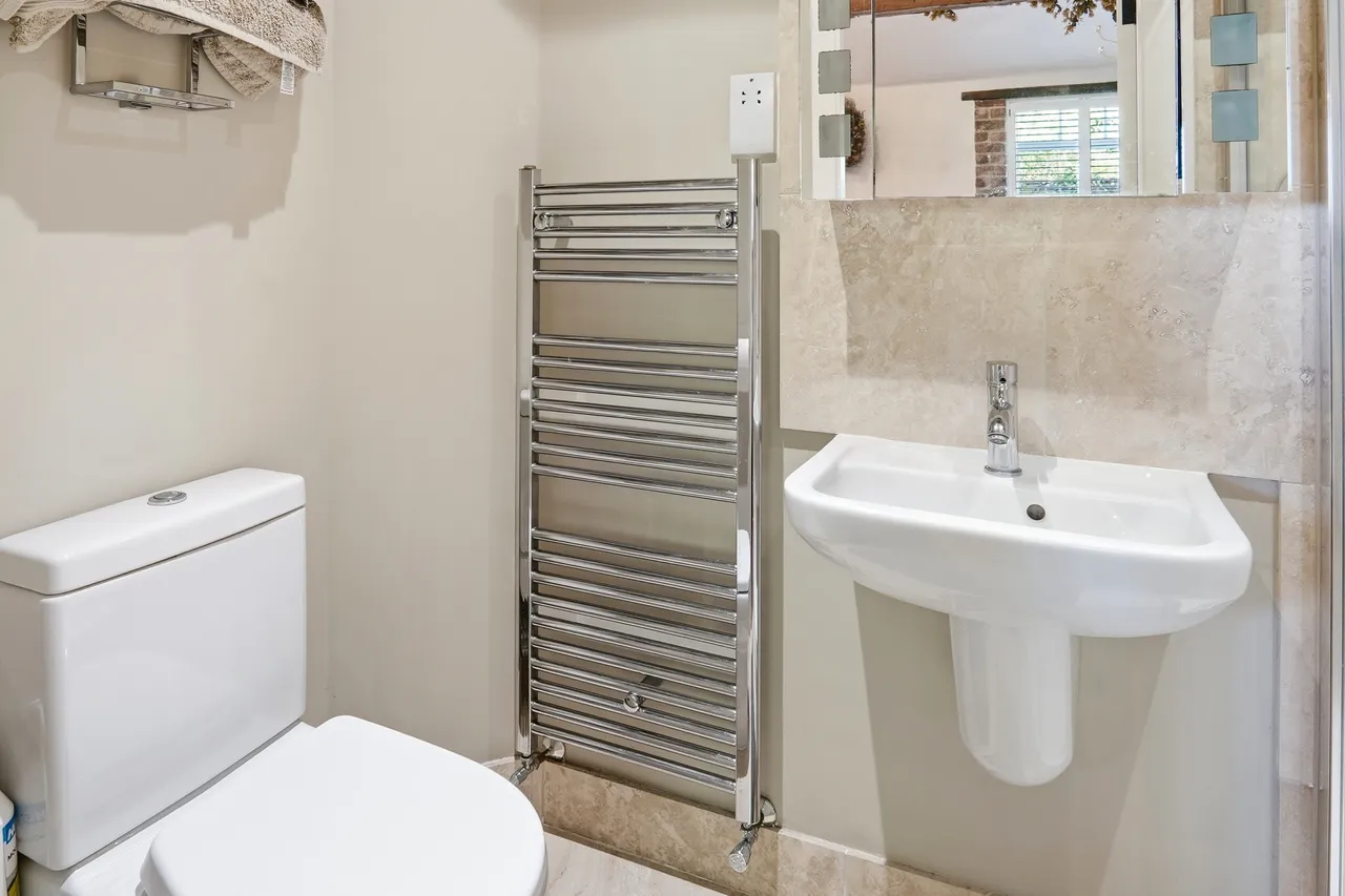 Barff Farm, Thorpe Willoughby, YO8, photo 13