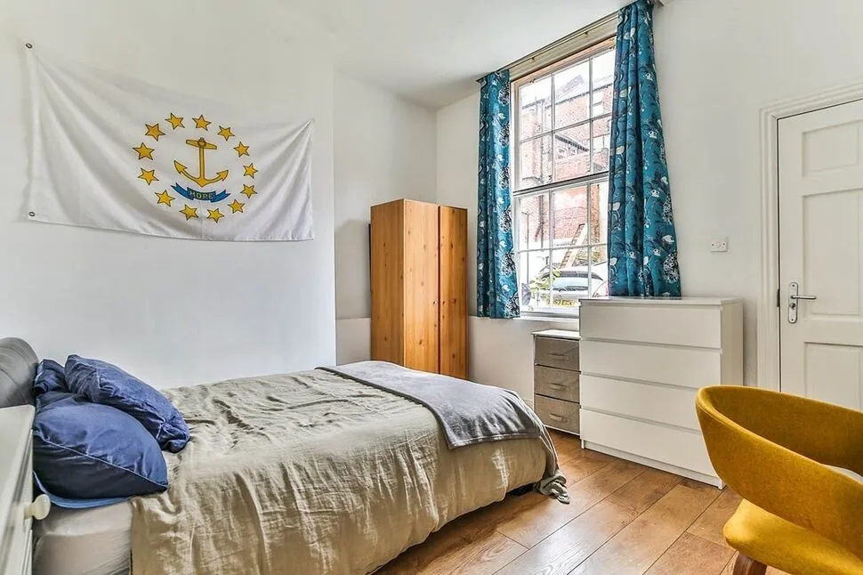 Ashgate Road, Sheffield, South Yorkshire, S10, photo 4