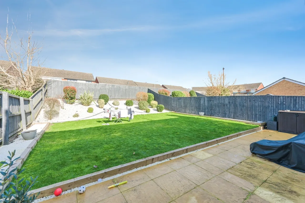 Croft Close, Two Gates, B77, photo 19