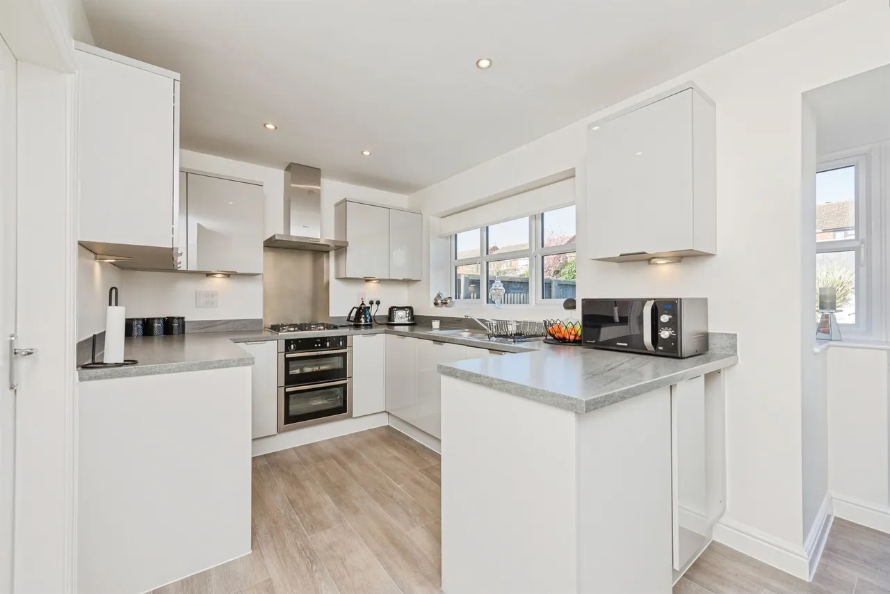 Croft Close, Two Gates, B77, photo 4