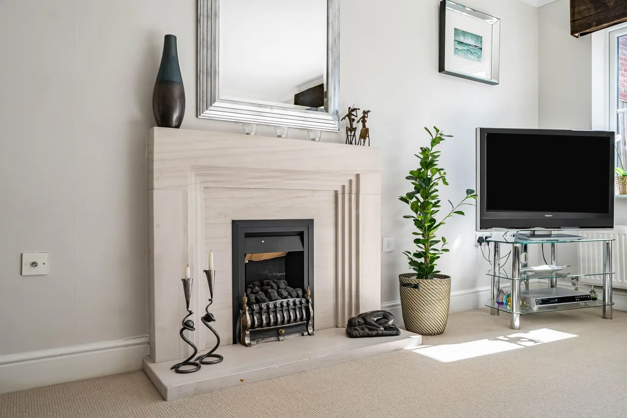 Gardener Walk, Holmer Green, HP15, photo 32