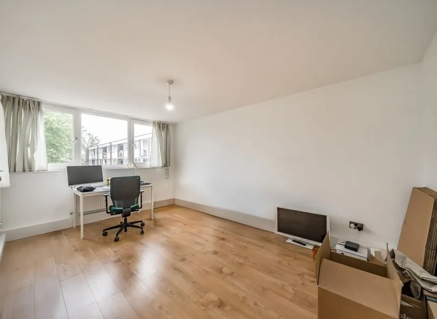 Clement Close, Brondesbury Park, NW6, photo 4