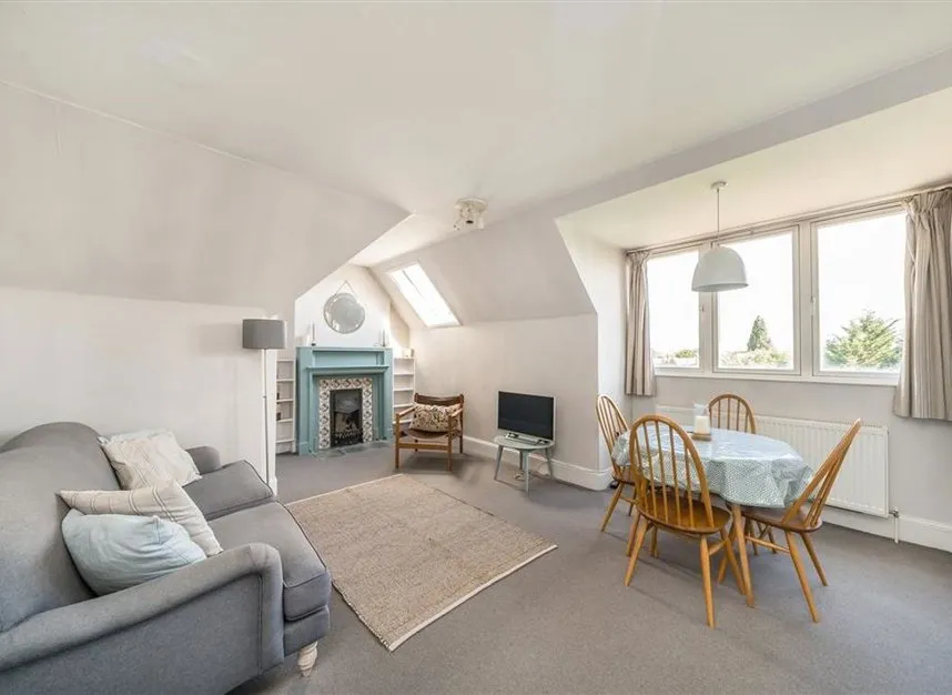 Teignmouth Road, Mapesbury Conservation, NW2, photo 2