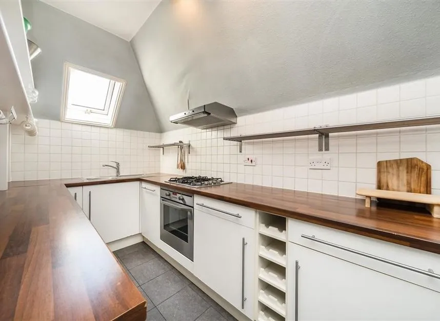 Teignmouth Road, Mapesbury Conservation, NW2, photo 3