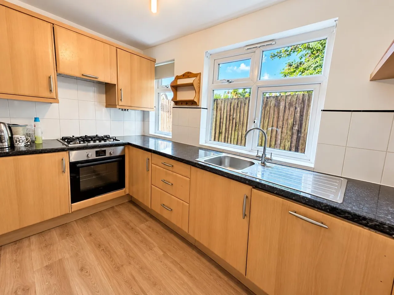 Chase End, Epsom, KT19, photo 2