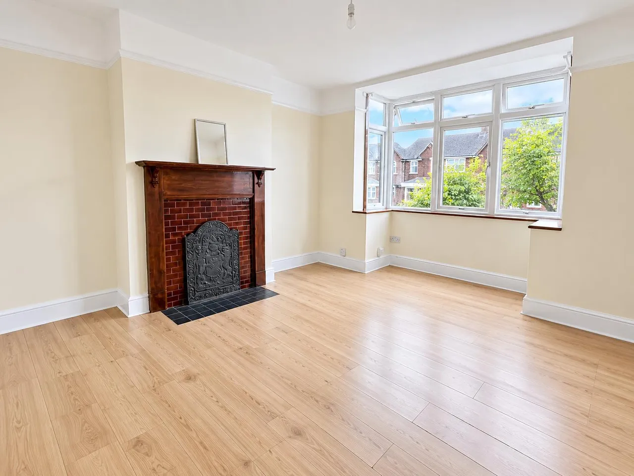 Chase End, Epsom, KT19, photo 3