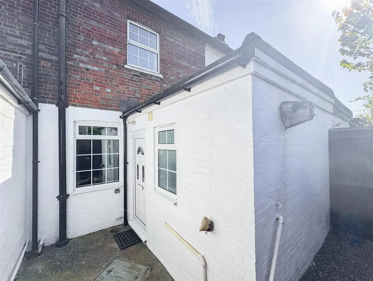 2 bed house for sale — Railway Cottages, St. Leonards-On-Sea, TN38 0AW
