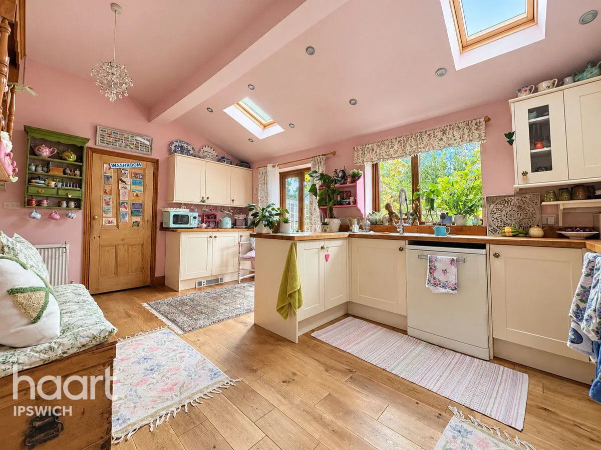 St Georges Road, Felixstowe, IP11, photo 7