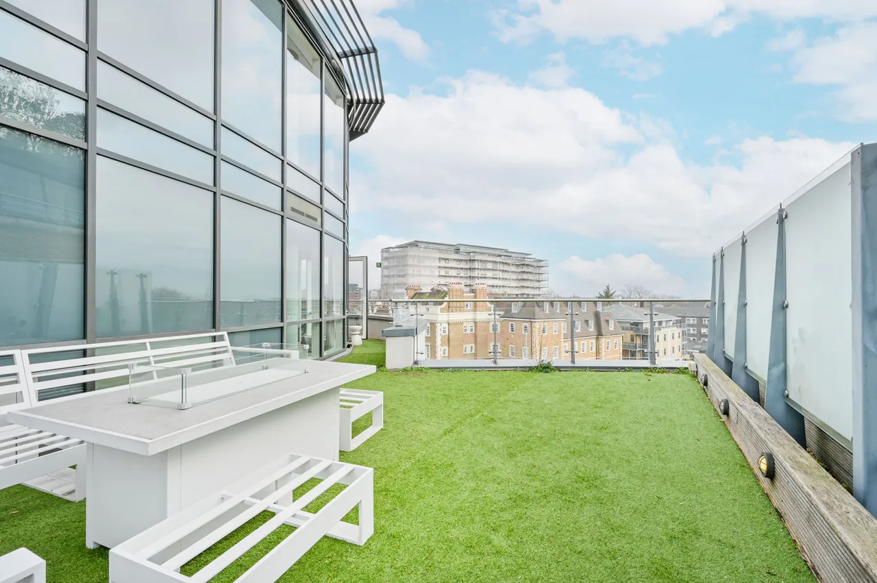 69 Kew Bridge Apartments, 8 Kew Bridge Road, Brentford, photo 4