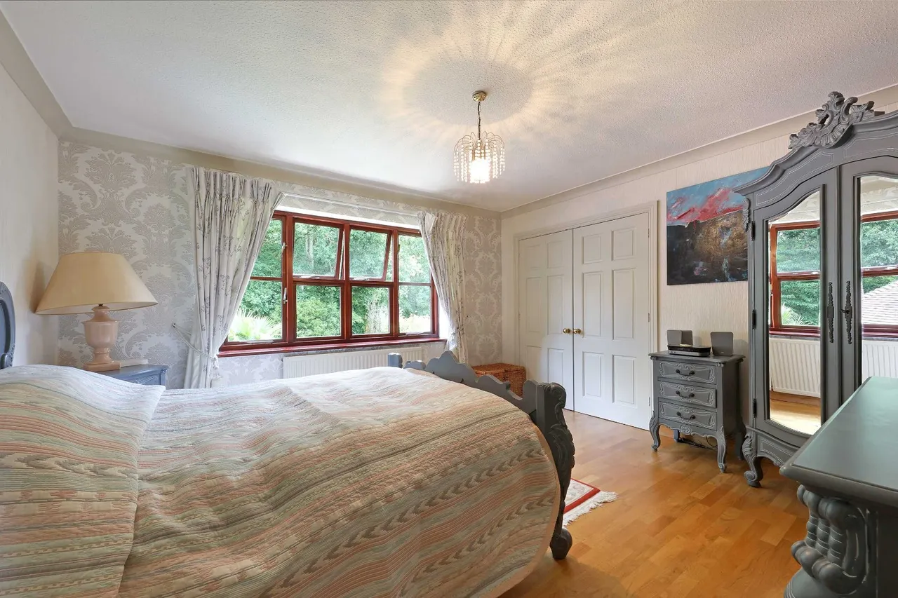 Collum Green Road, Farnham Common, SL2, photo 18