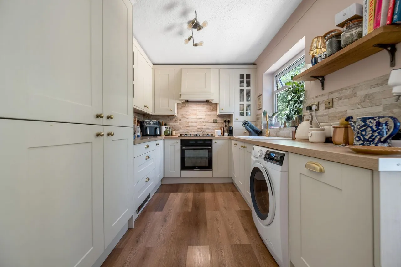Walcot Walk, Netherton, PE3, photo 7
