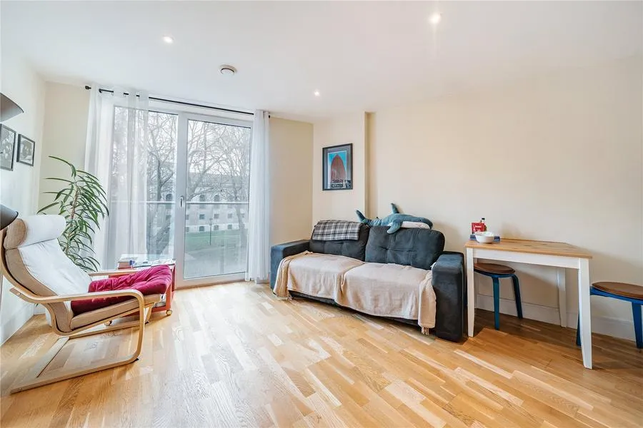 St. Annes Street, London, E14, photo 13