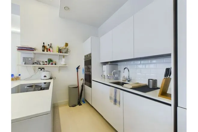 Warple Way, London, W3, photo 3