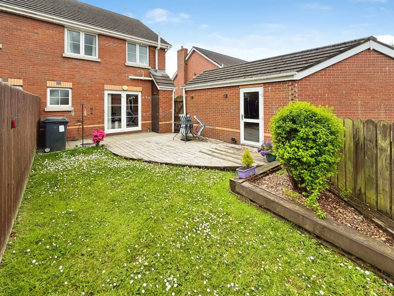 Glenwood Court, Lisburn, BT28, photo 11