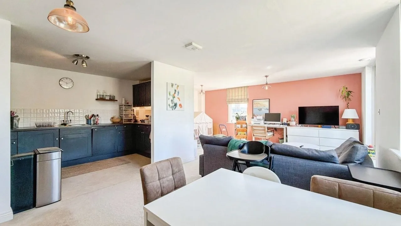 Bedminster Parade, BS3, photo 2