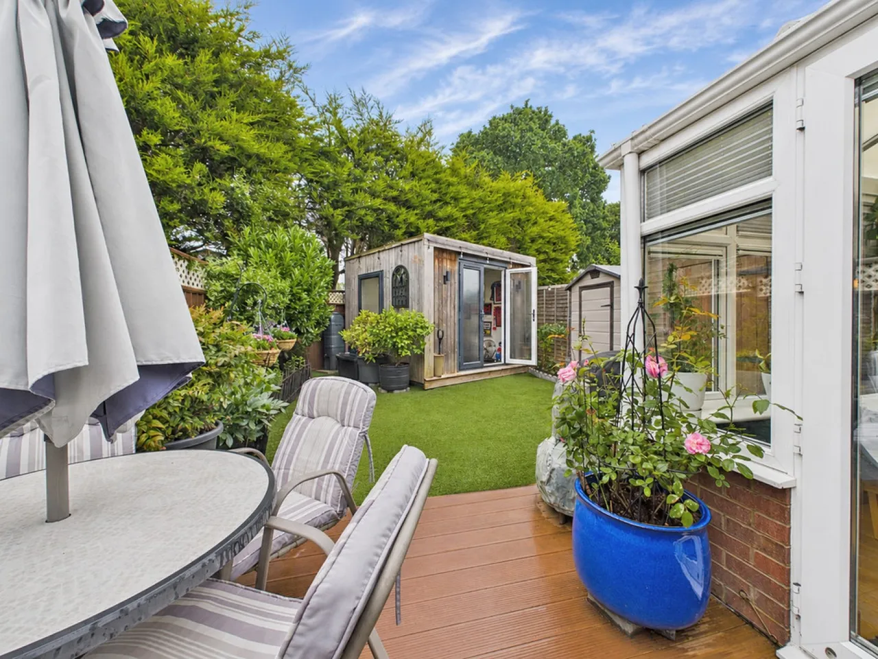 The Oaks, Southwater, photo 12