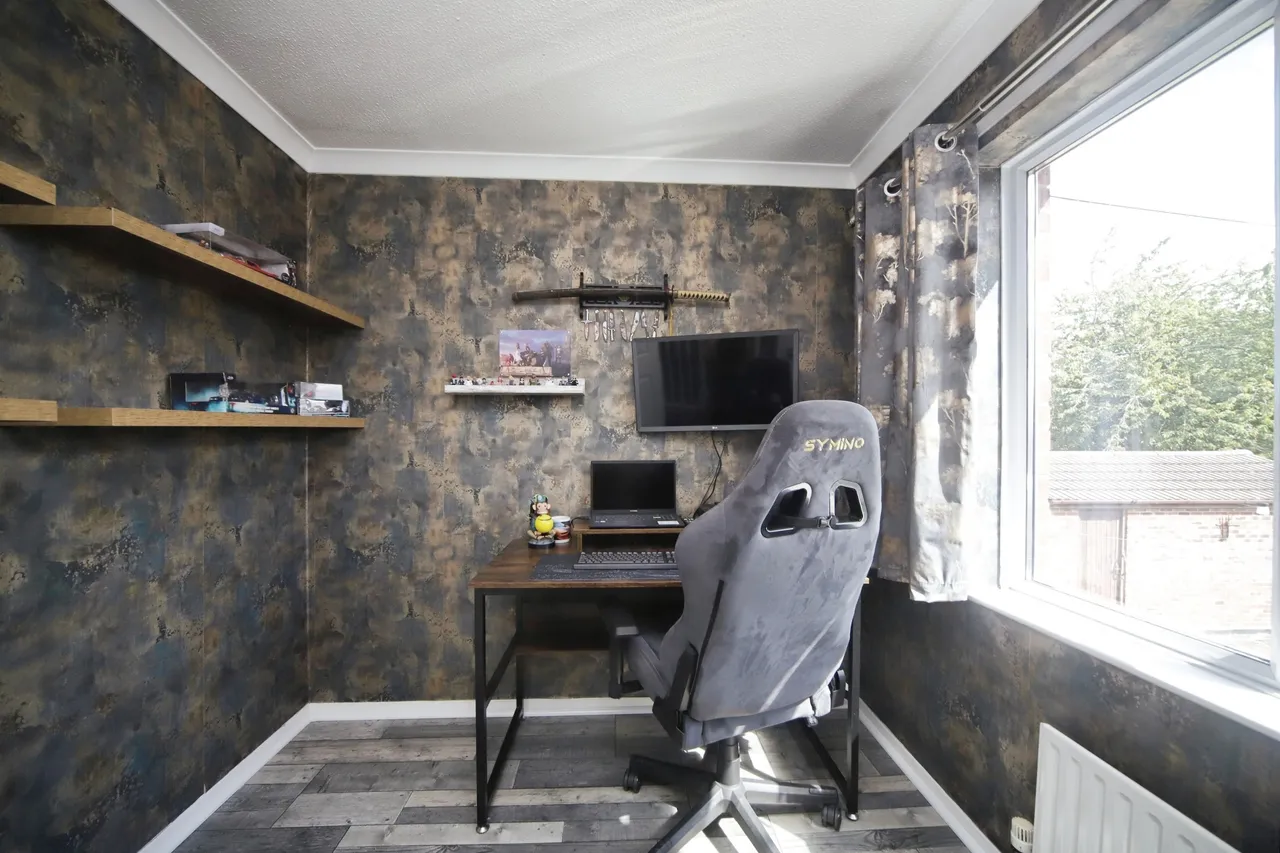 Bossington Drive, Taunton, TA2, photo 19