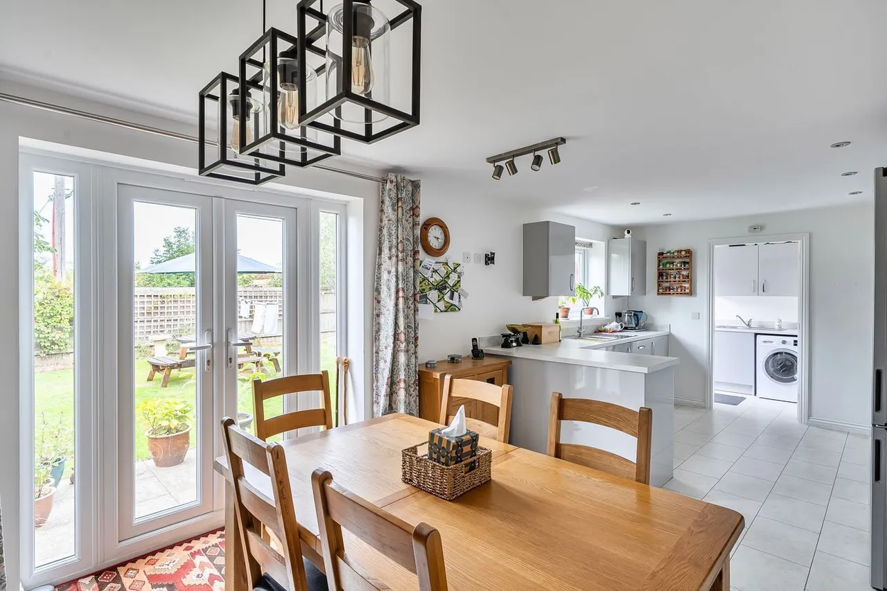 Almsford Close, Ansford, BA7, photo 7