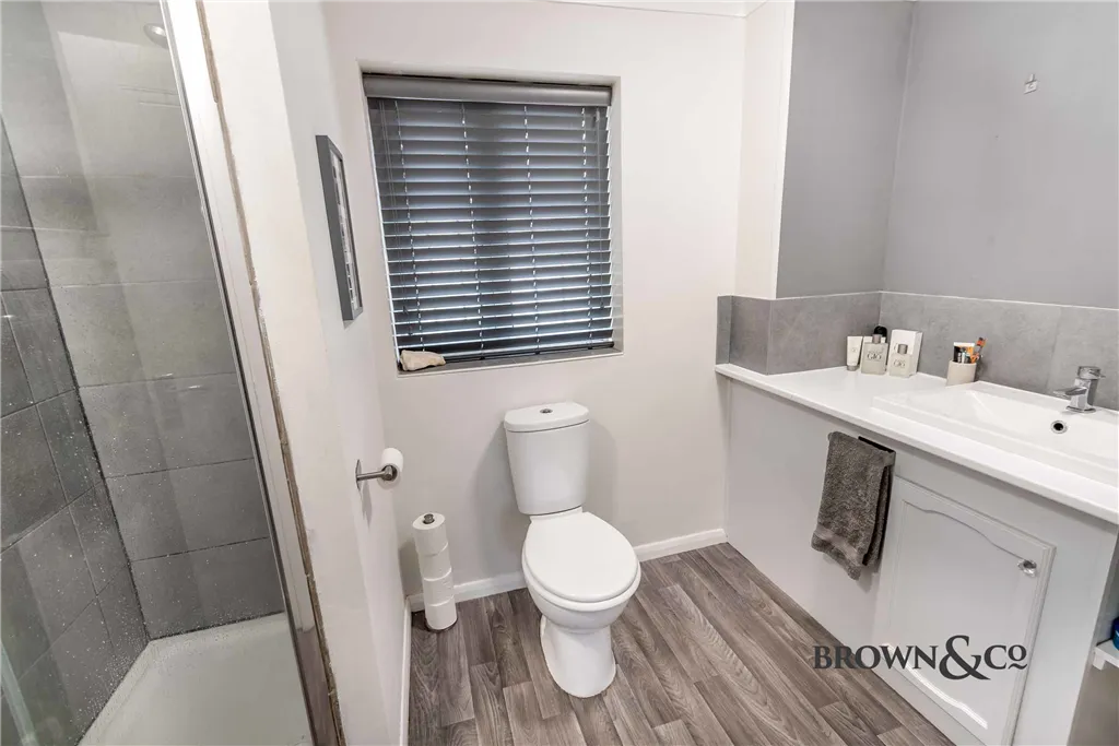 Welham Road, Retford, photo 9