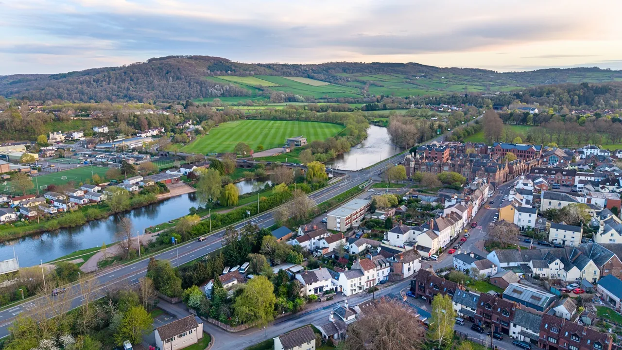 Old Dixton Road, Monmouth, NP25, photo 7